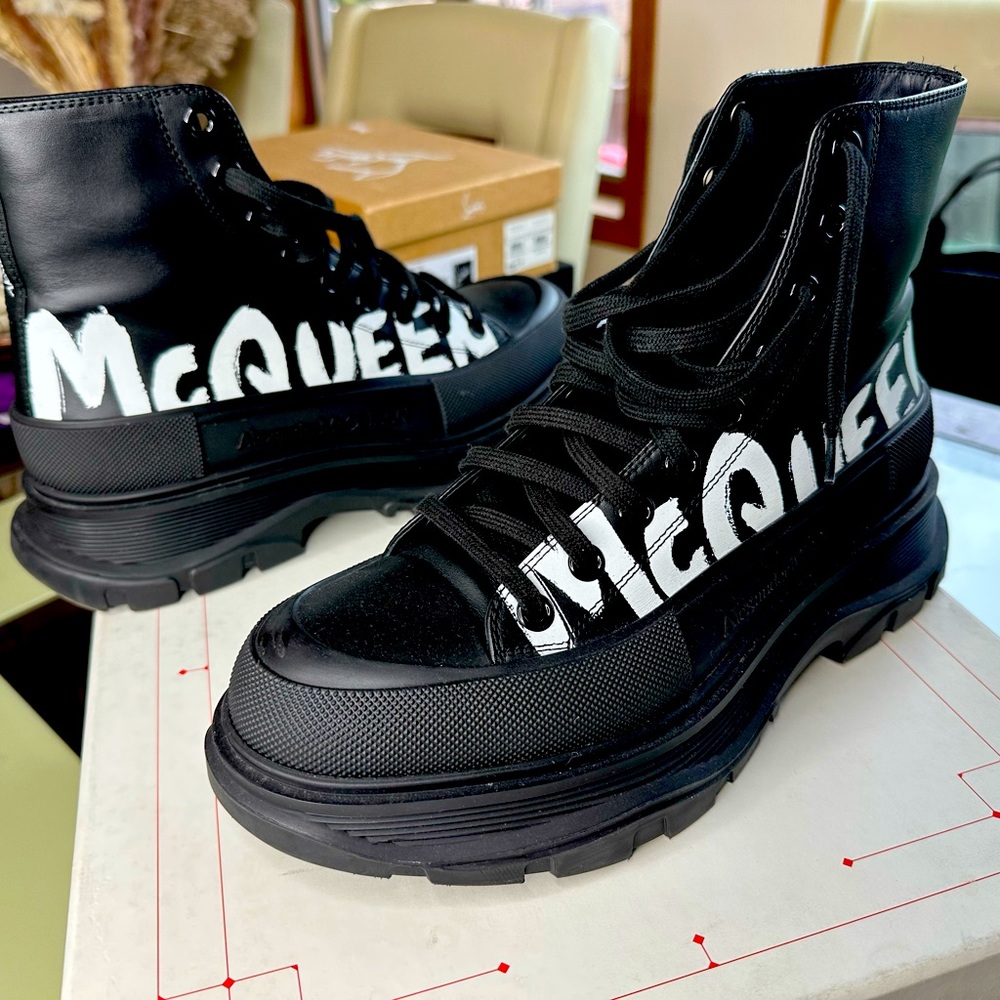Alexander McQueen men’s boots